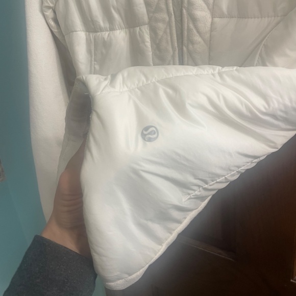 Lululemon St Moritz Jacket Polar Cream size 6 - Picture 6 of 7